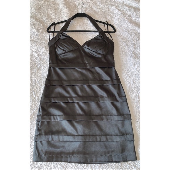 Majora | Black Dress - Picture 2 of 6